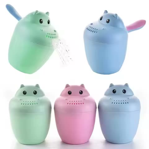Tear-Free Baby Bath Rinse Cup